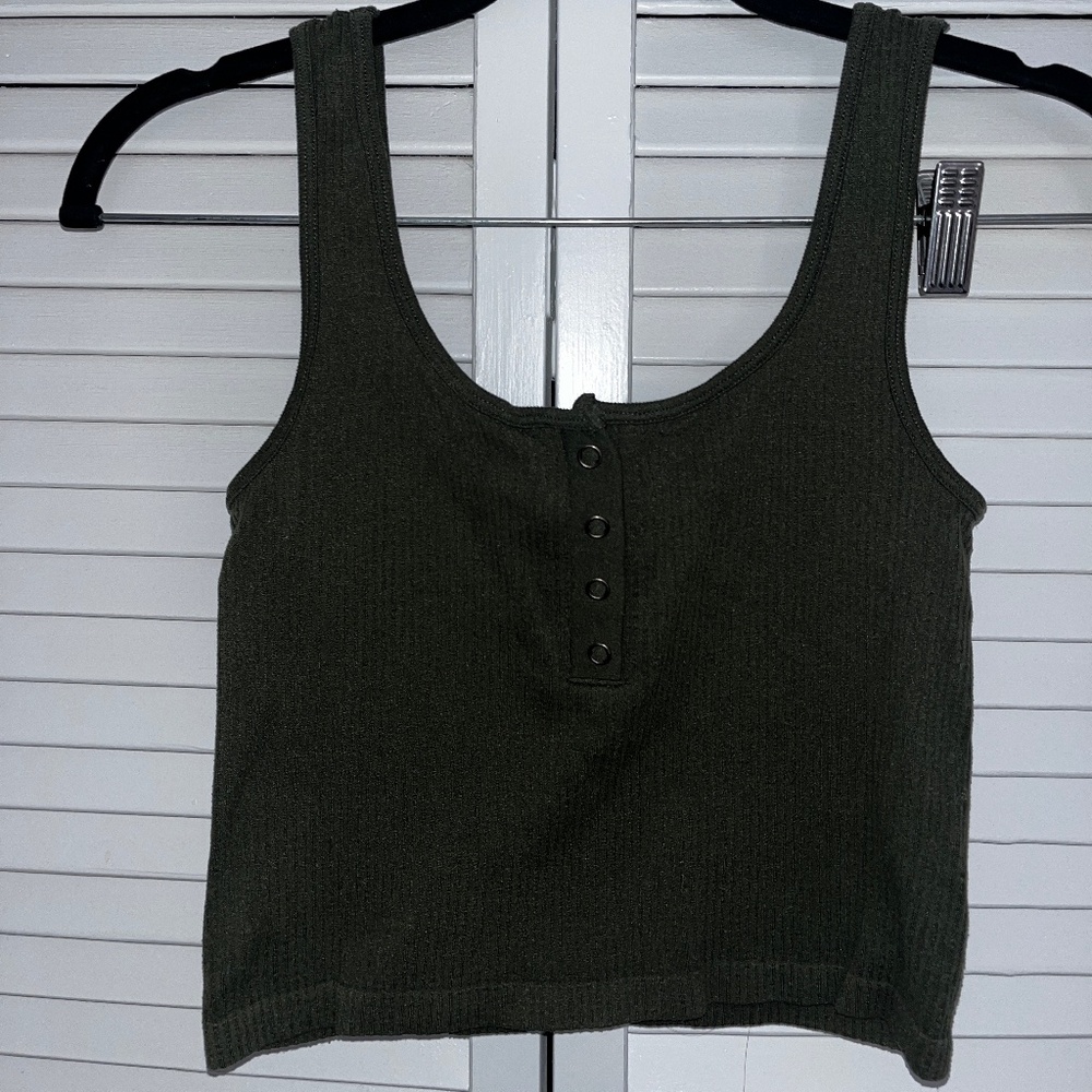 Aeropostale Green Ribbed Cropped Tank Top